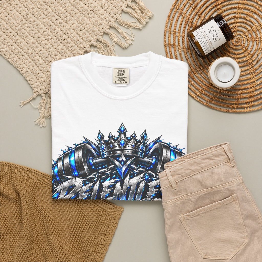 T-Shirt — Metallic Crown Graffiti Heart Graphic Tee