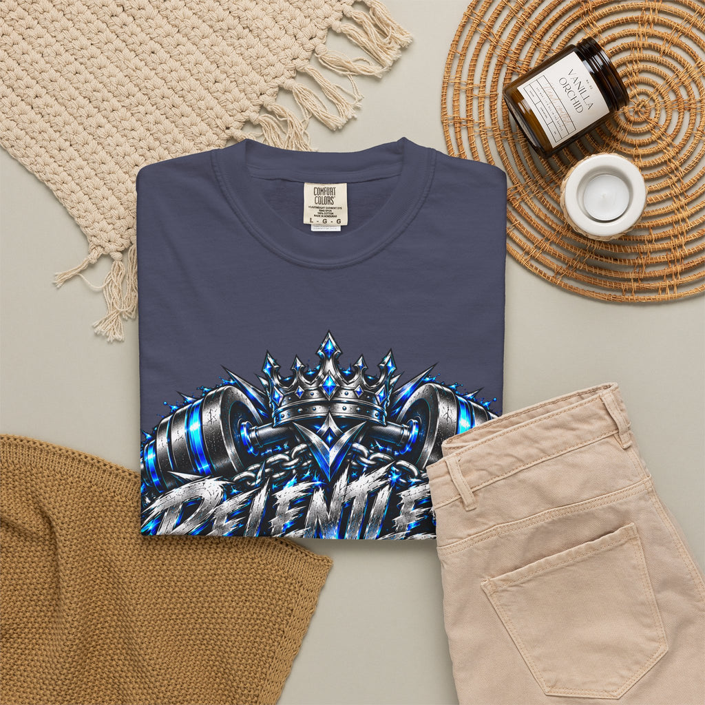 T-Shirt — Metallic Crown Graffiti Heart Graphic Tee