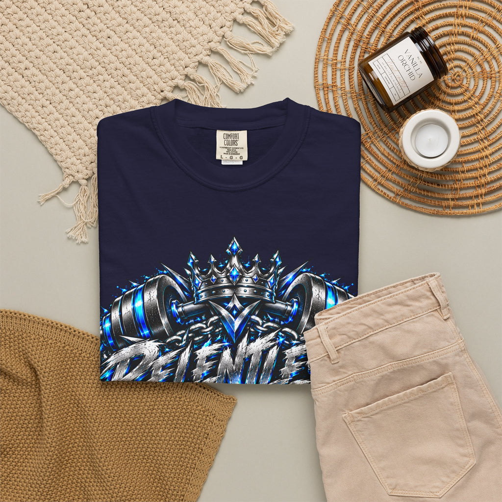 T-Shirt — Metallic Crown Graffiti Heart Graphic Tee