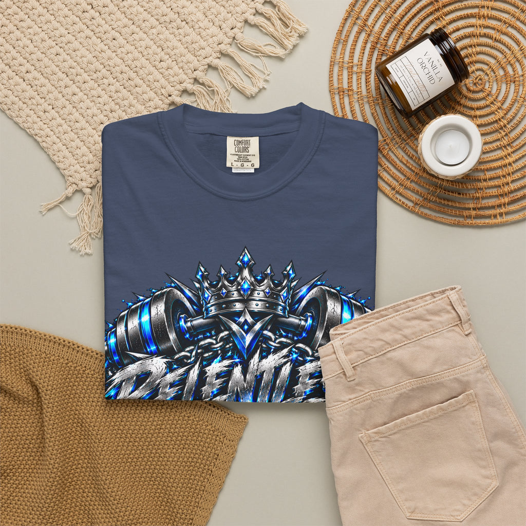 T-Shirt — Metallic Crown Graffiti Heart Graphic Tee