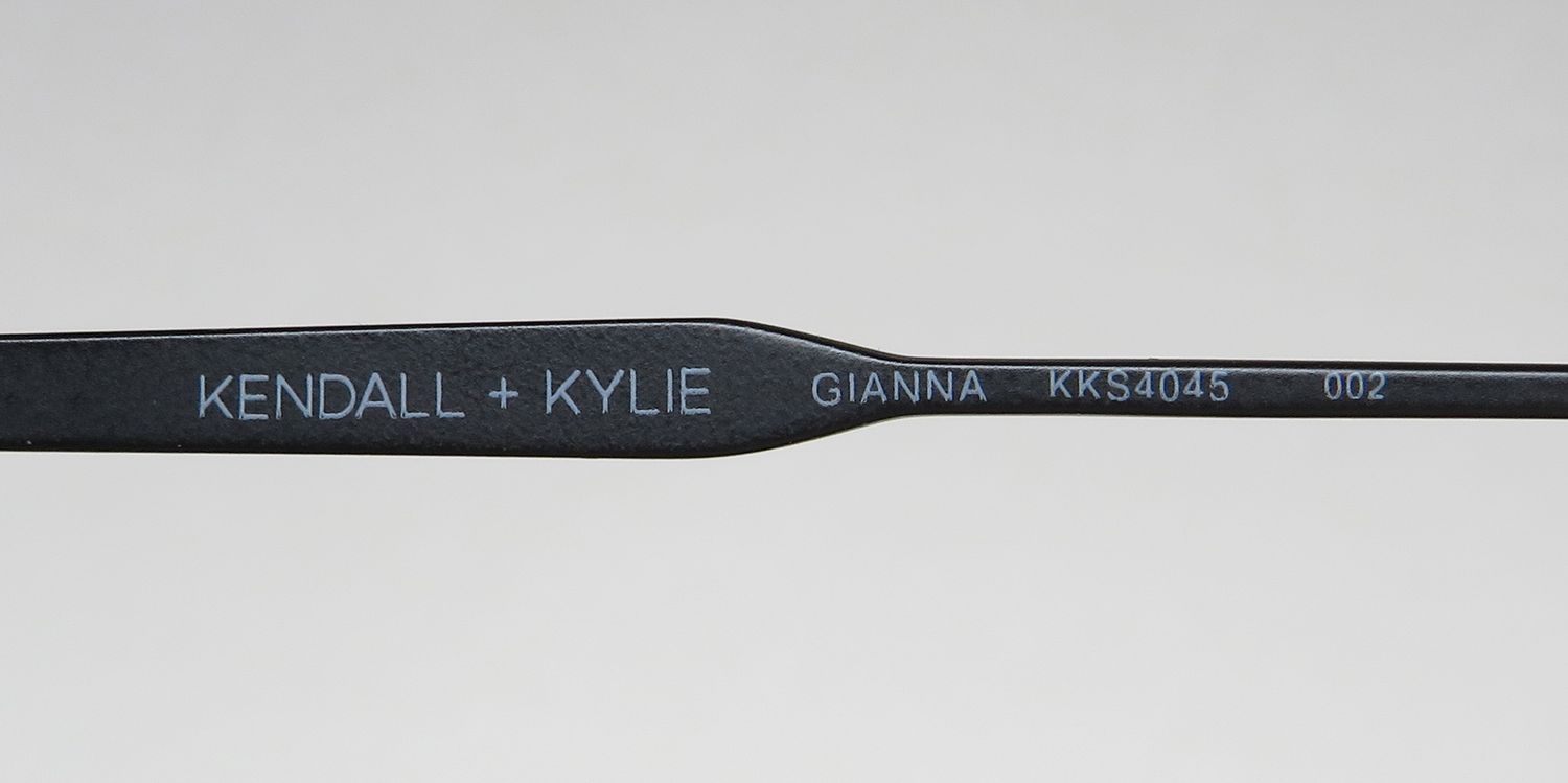 Kendall + Kylie Kks4045 Gianna Sunglasses