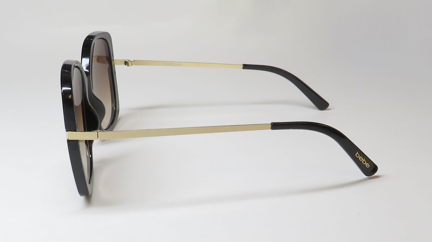 Bebe Bbop1003 Sunglasses
