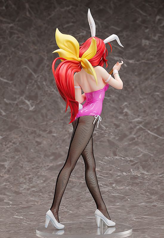 FREEing Muv-Luv Alternative: Sumika Kagami (Bunny Version) 1:4 Scale PVC Figure